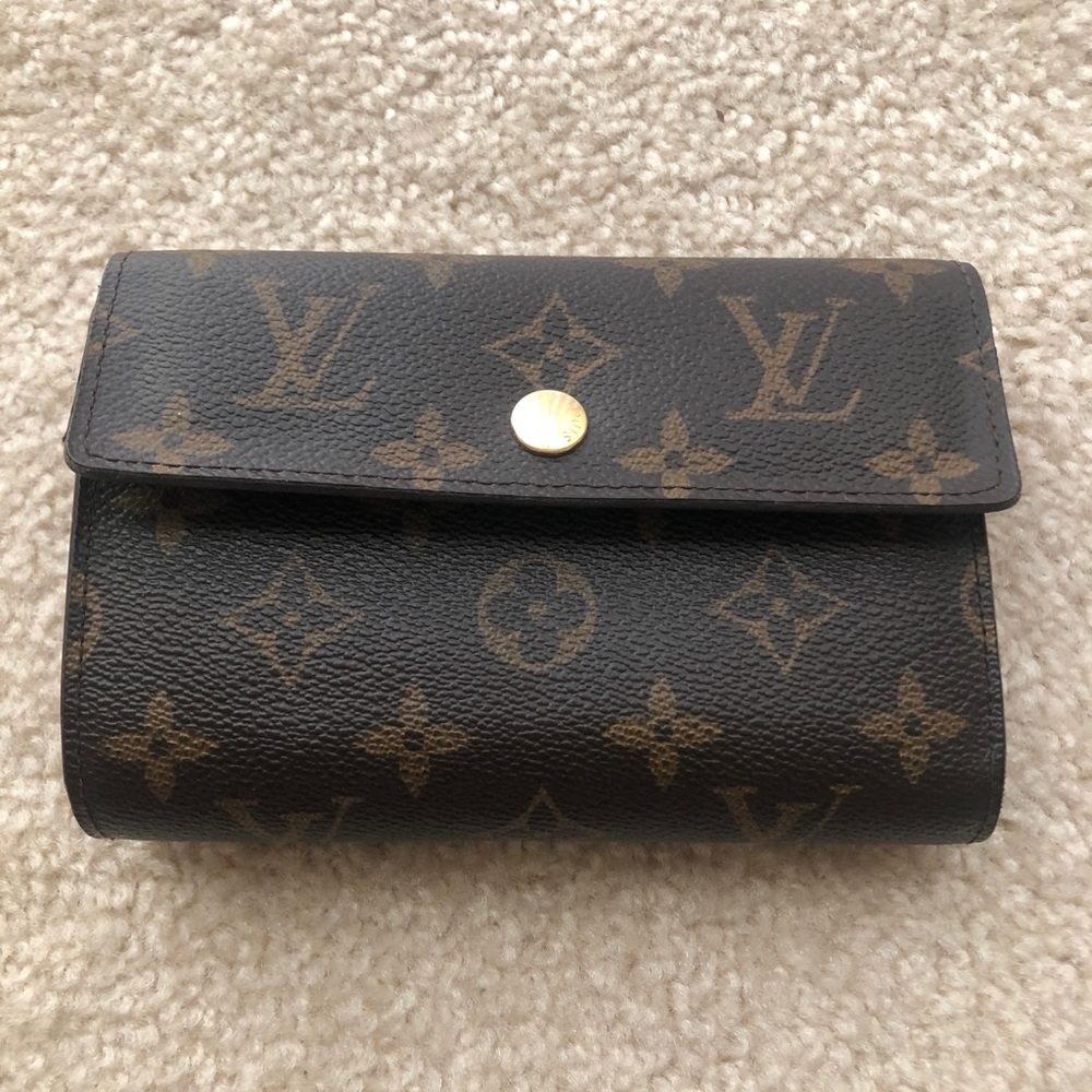 Authentic Louis Vuitton Wallet